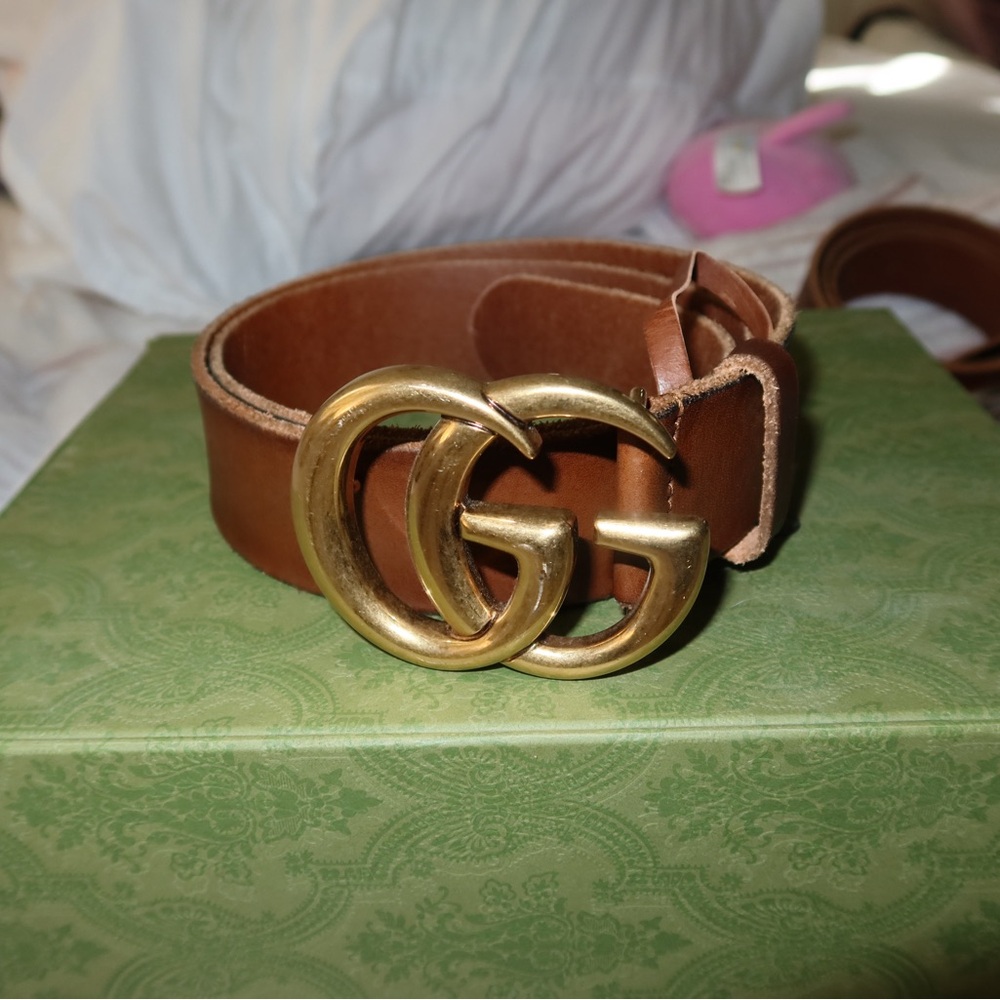Gucci Brown Leather Belt with Gold GG Buckle